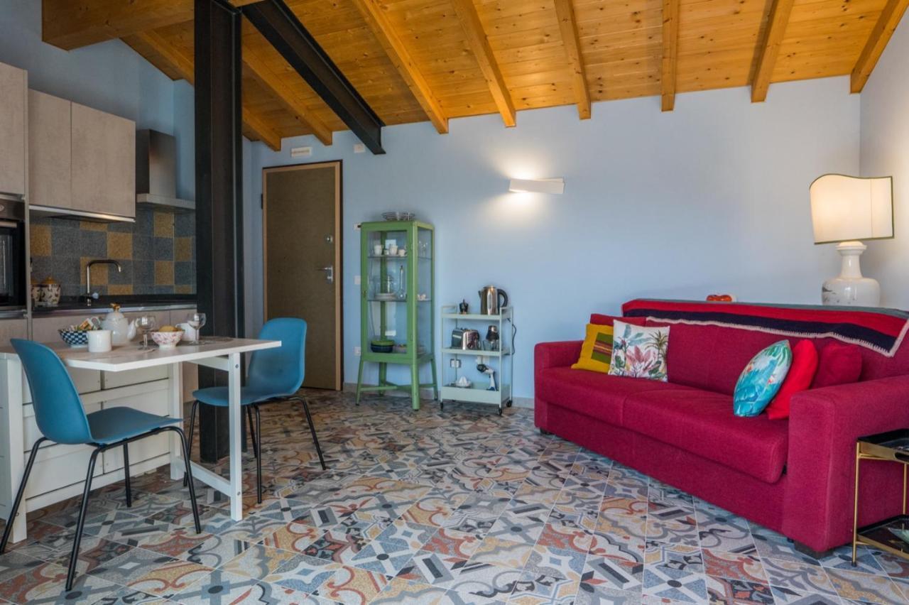 Villa Silvana - Apt Giulia & Michela With Terrace & Parking เปรูจา ภายนอก รูปภาพ